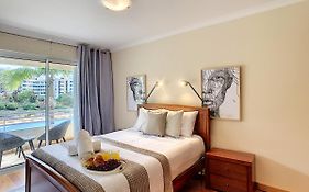 Aidan Apartment By Lovelystay